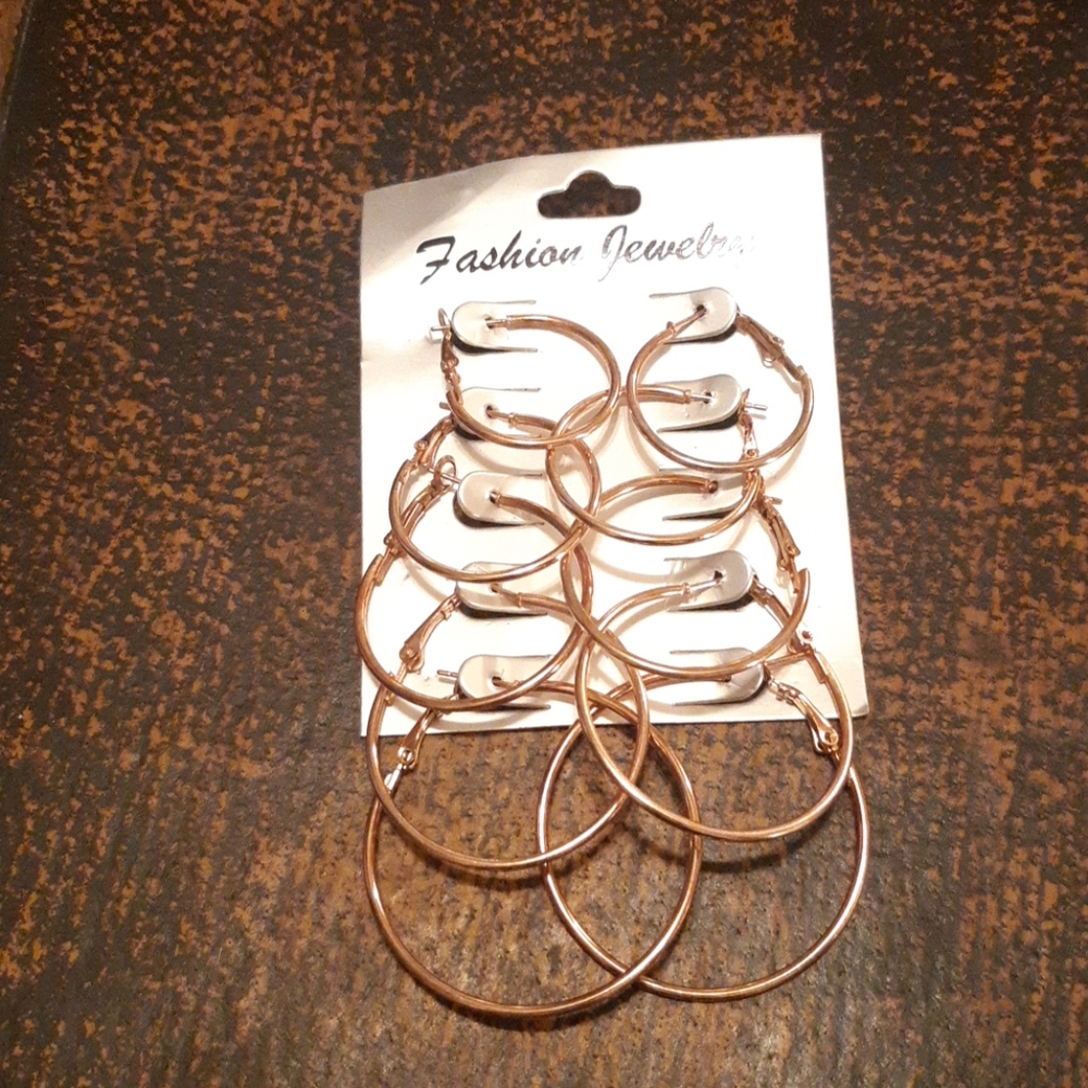 10 earring pair